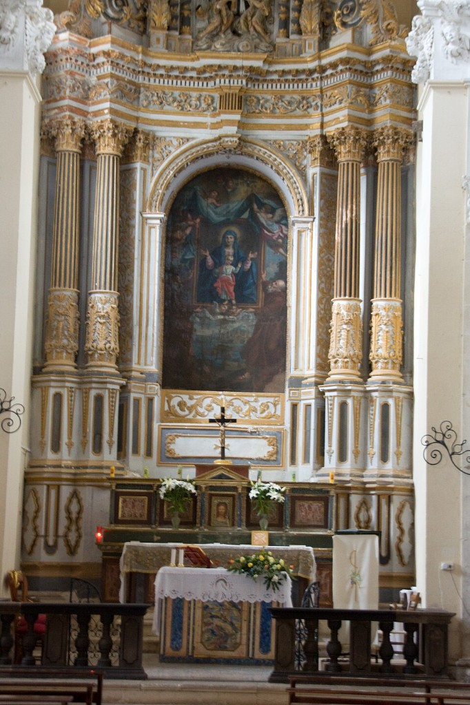Autel doré de la cathédrale Parrocchia Santa Maria d’Itria